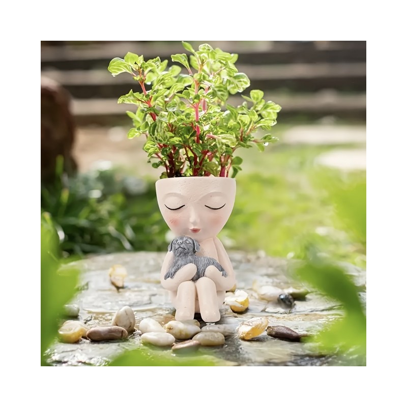 Cvetlični lonček SRAMEŽLJIVA VILA S KUŽKOM