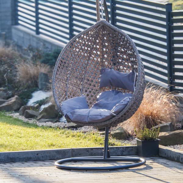 Gugalnik jajčka v rjavi barvi, z blazinami