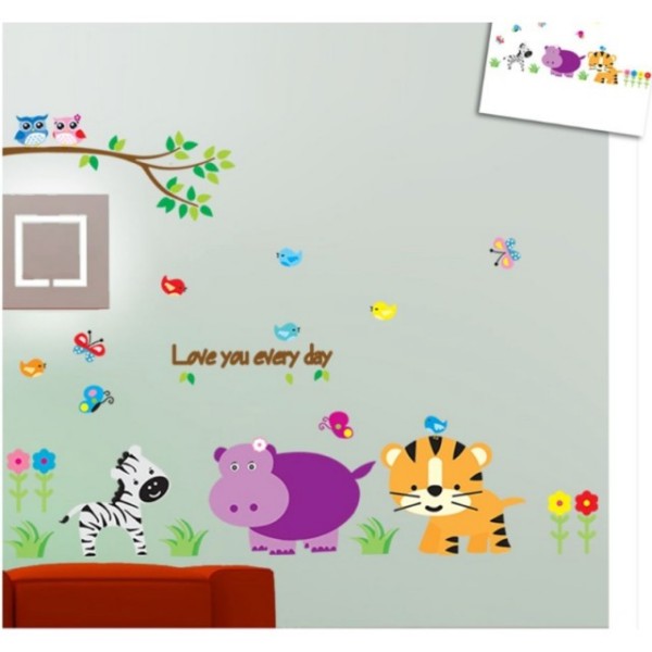 Stenska nalepka za otroško sobo, HIPO S PRIJATELJI