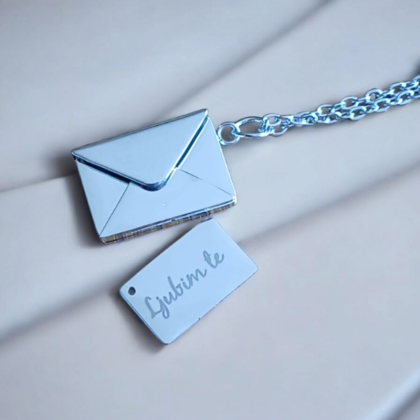 Ogrlica s pismom in skrivnim sporočilcem po vaši želji
