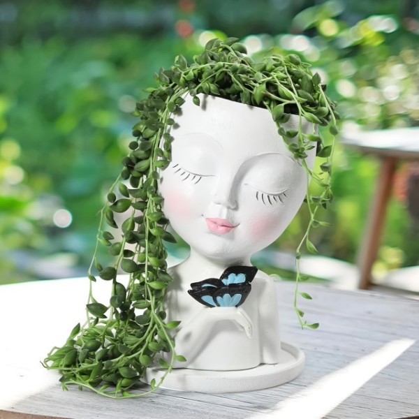 Cvetlični lonček DEKLICA Z METULJČKOM