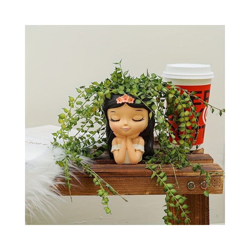 Cvetlični lonček ZAMIŠLJENA DEKLICA