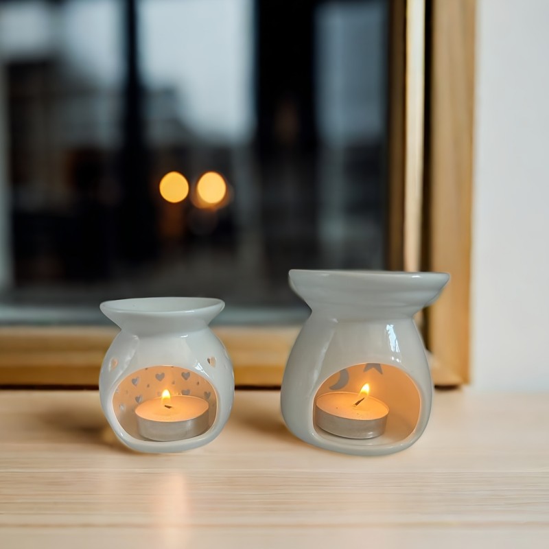 Bel keramični svečnik za eterična olja