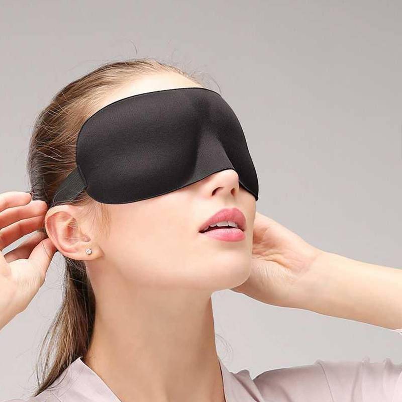 3D spalna maska za oči v črni barvi